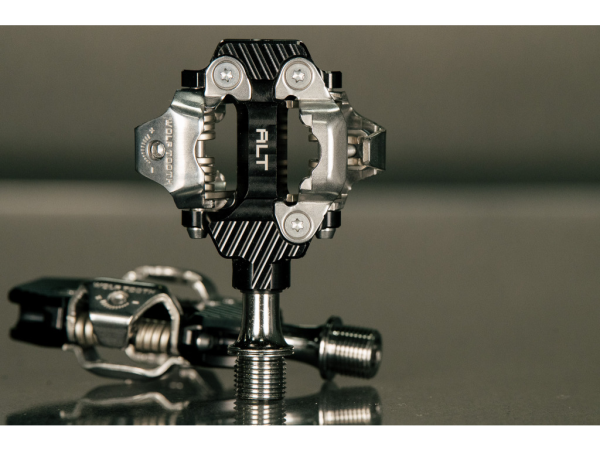 ALT XC CLIPLESS PEDALS