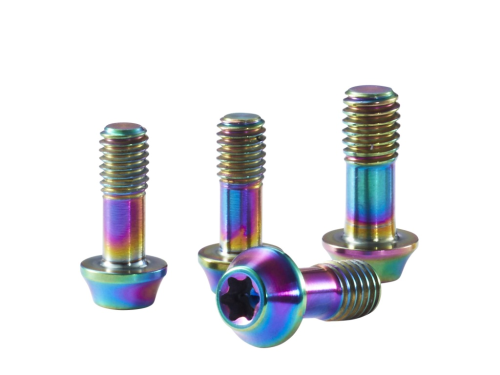 77Designz Titan Schrauben