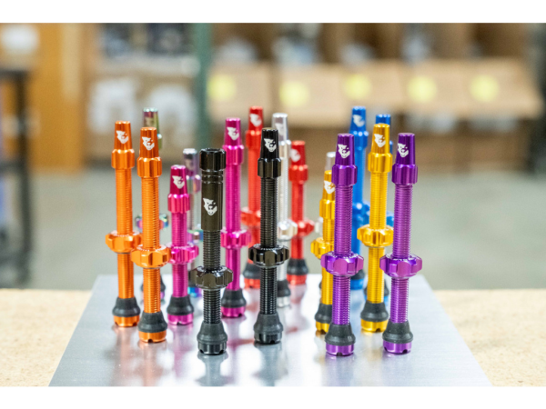 Wolf Tooth Tubeless Valve Stem Kit for Clik Valve 44mm