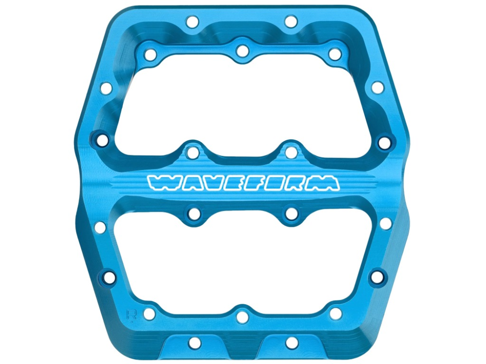 Wolf Tooth Waveform Pedal Body Large rechts, blau
