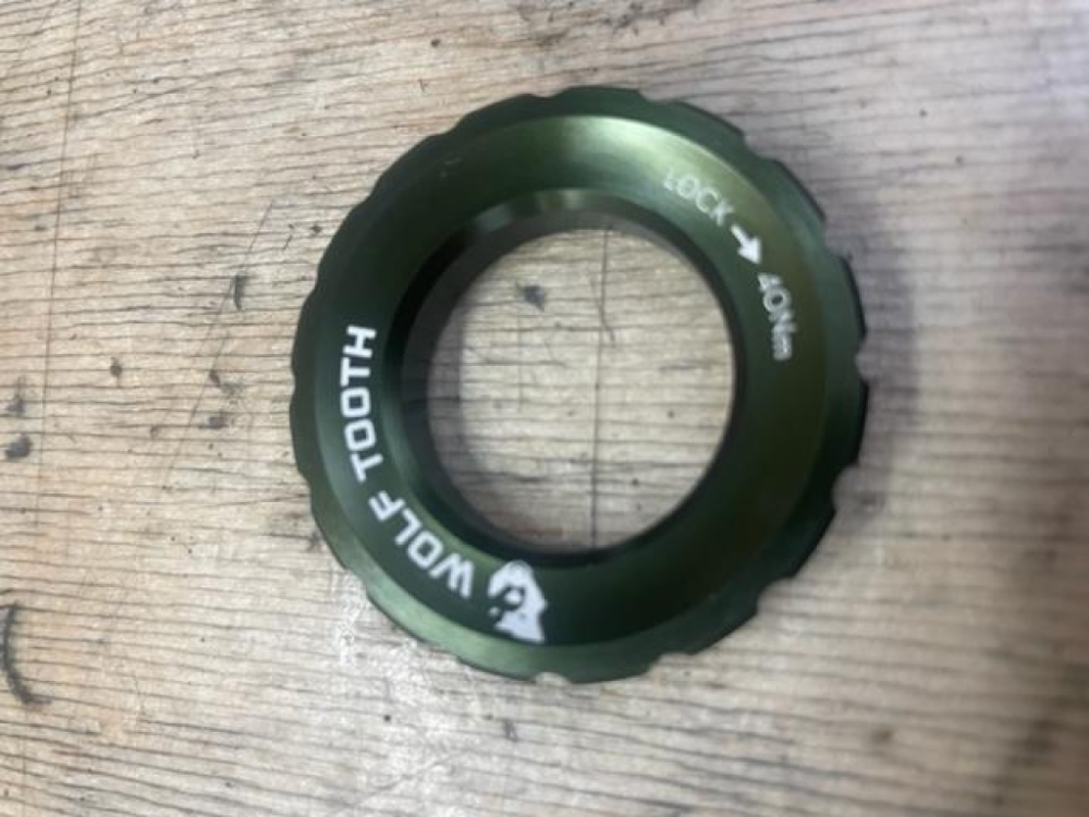 Wolf Tooth Centerlock Rotor Lockring olive
