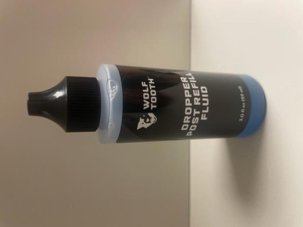 Wolf Tooth Resolve Post Fluid neu V2 blau